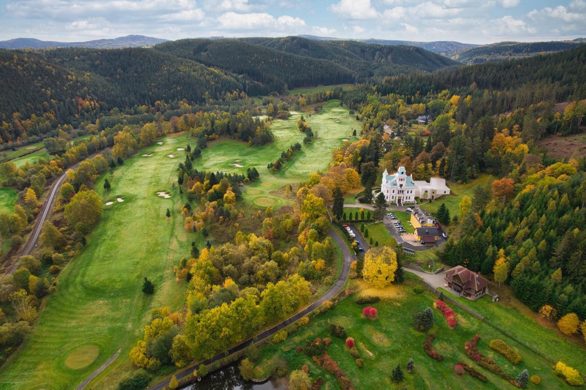 Pension U Golfu Cihelny Karlovy Vary Exterior foto