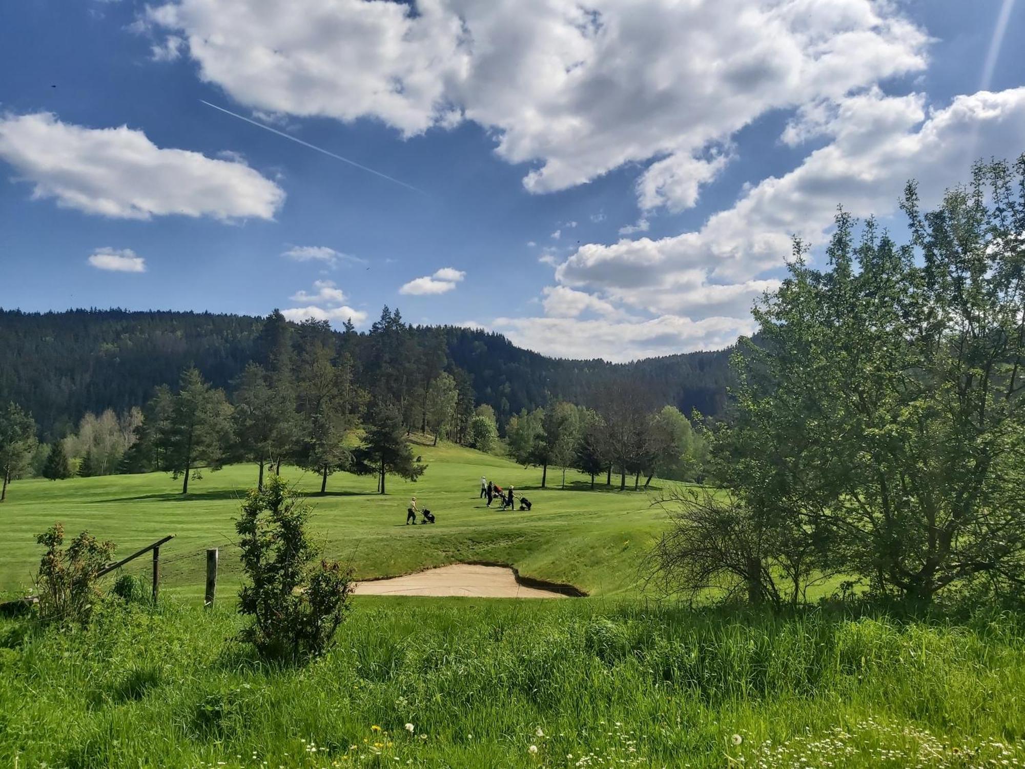 Pension U Golfu Cihelny Karlovy Vary Exterior foto